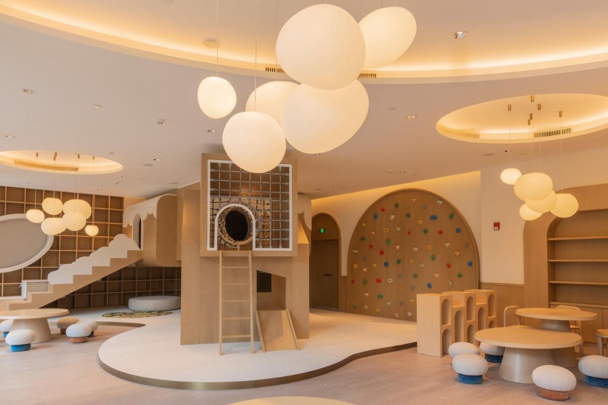 Hotel Indigo Hangzhou Tianmushan - Housity