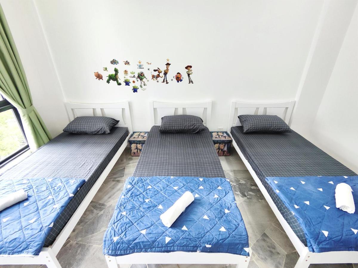 Suitetrails - Ampang South Spacious Homestay