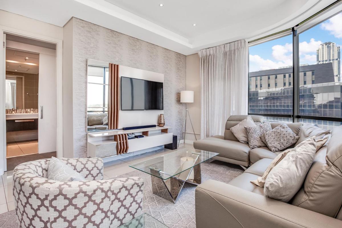 Sandton Skye Serviced Apartments - Housity