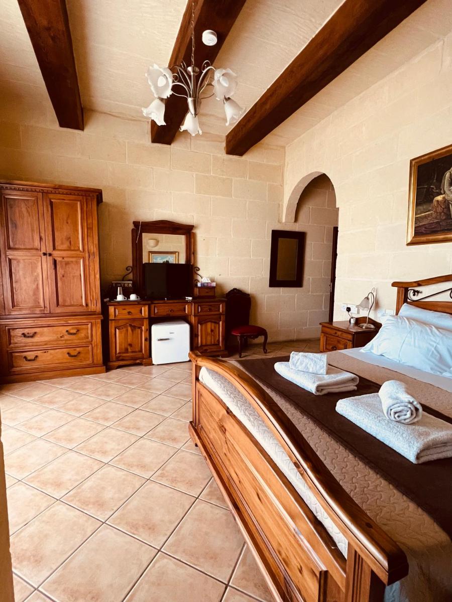 Suitetrails - Narcisa Farmhouse B&B