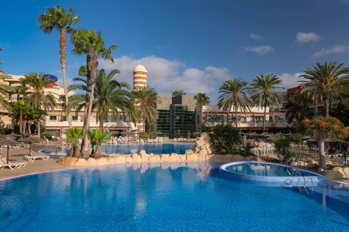 Elba Carlota Beach & Golf Resort - Housity