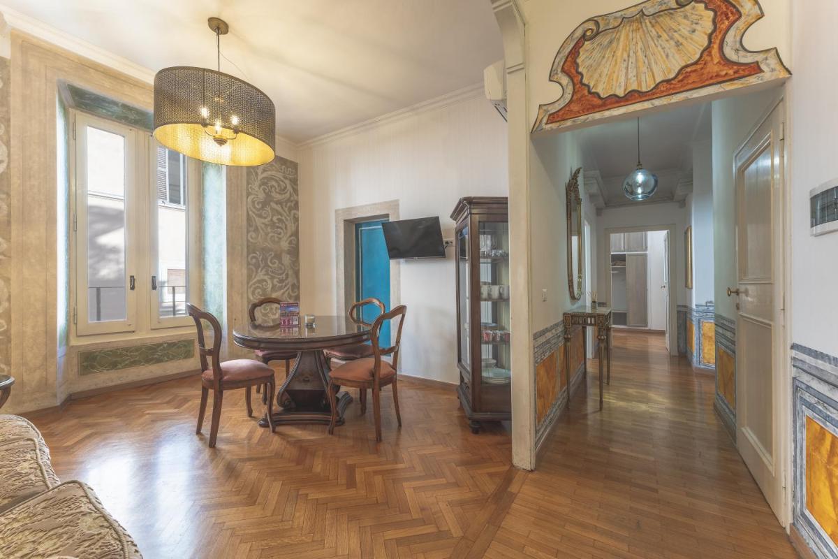 Palazzo Pamphili Lecca di Guevara - Housity
