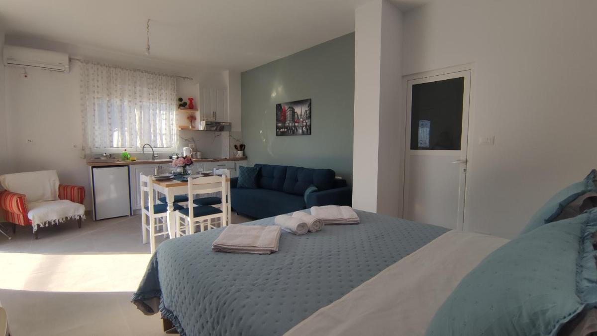 Ionia Apartments - Housity