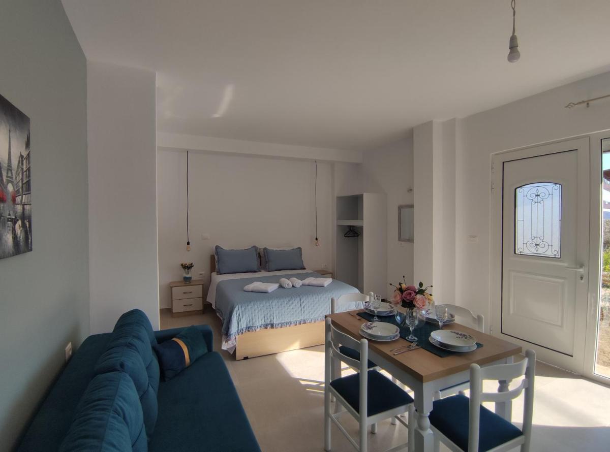 Ionia Apartments - Housity