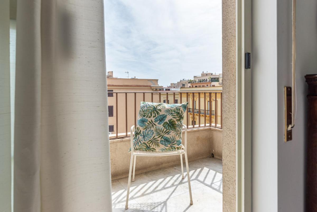 Appartamento a due passi da Villa Trabia by Wonderful Italy - Housity