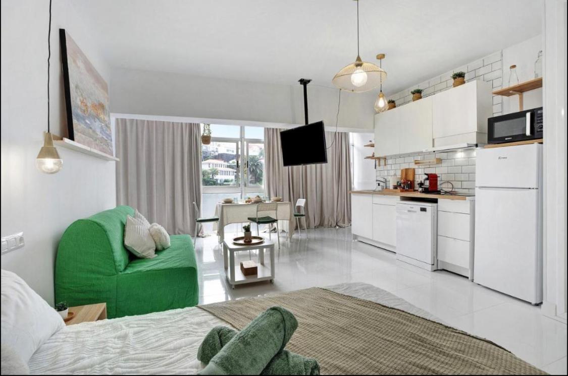 Paradise Studio Belair WiFi, piscina, parking - Housity