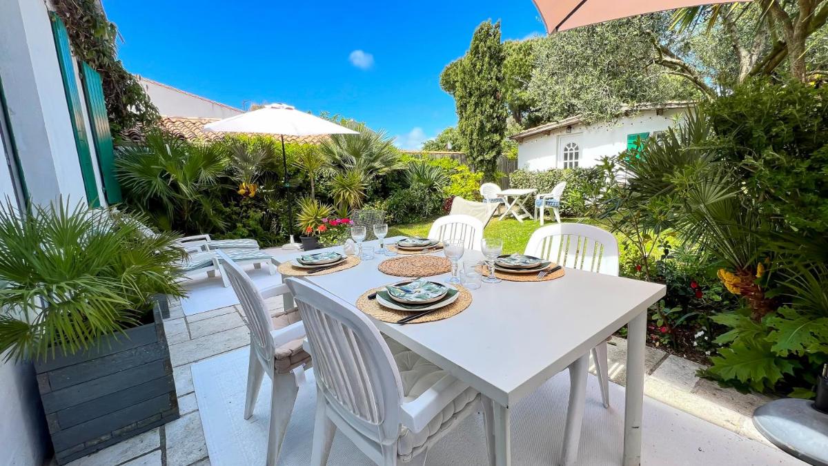 jolie maison de vacances a proximitée du port et des commerces et de la plage - Housity
