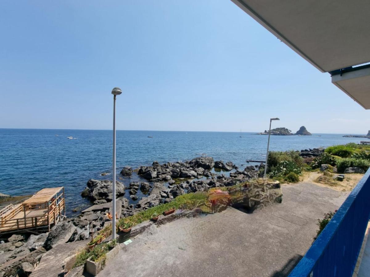 Suitetrails - APPARTAMENTO FRONTE MARE ACi TREZZA