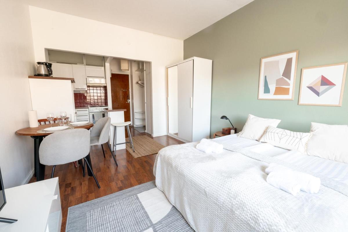 2ndhomes Cozy Helsinki Center Studio with Park View - Housity