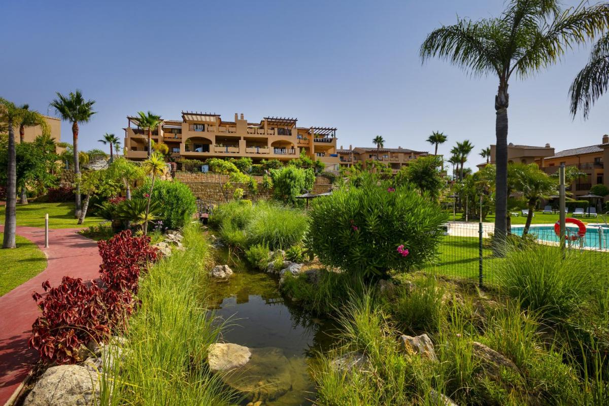 Hacienda Del Señorio De Cifuentes by Finest Rentals - Housity