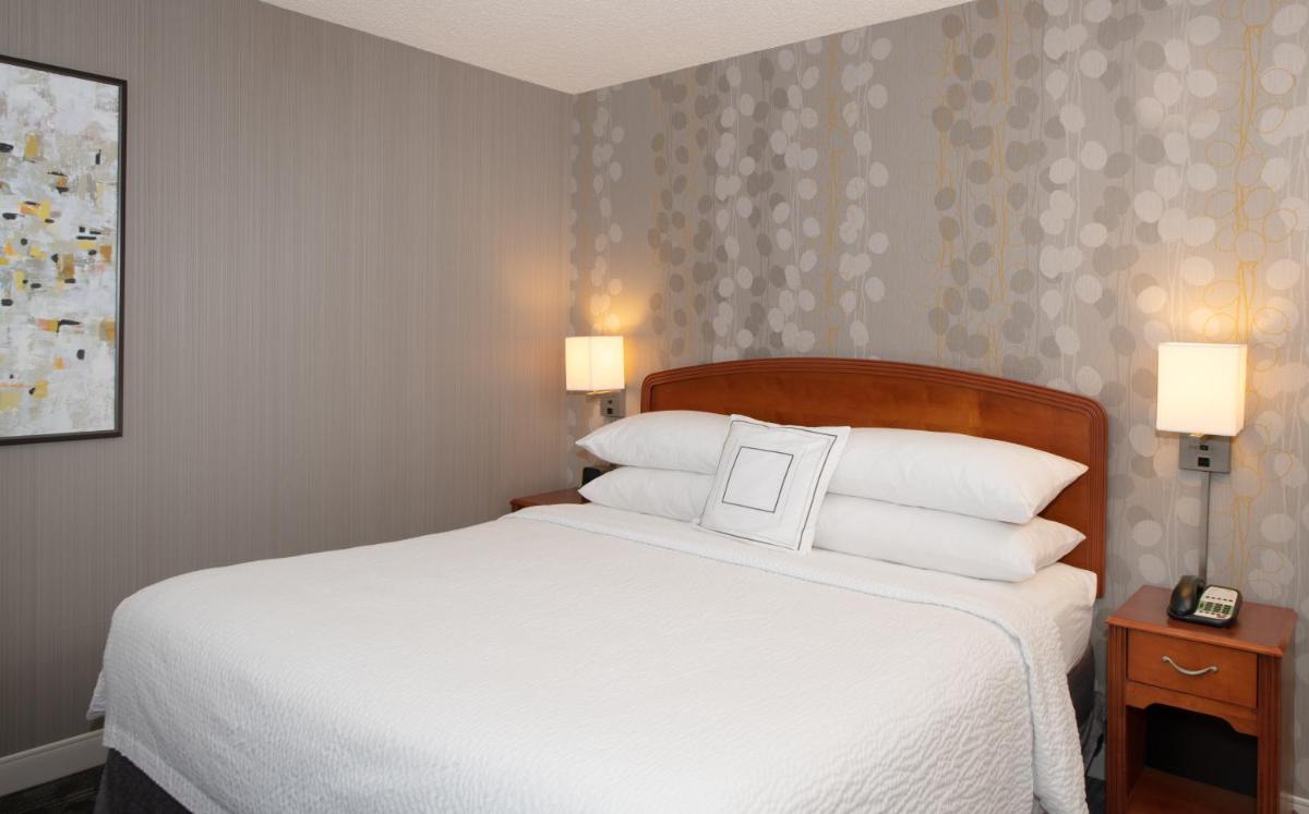 Courtyard by Marriott Newark Silicon Valley - Housity