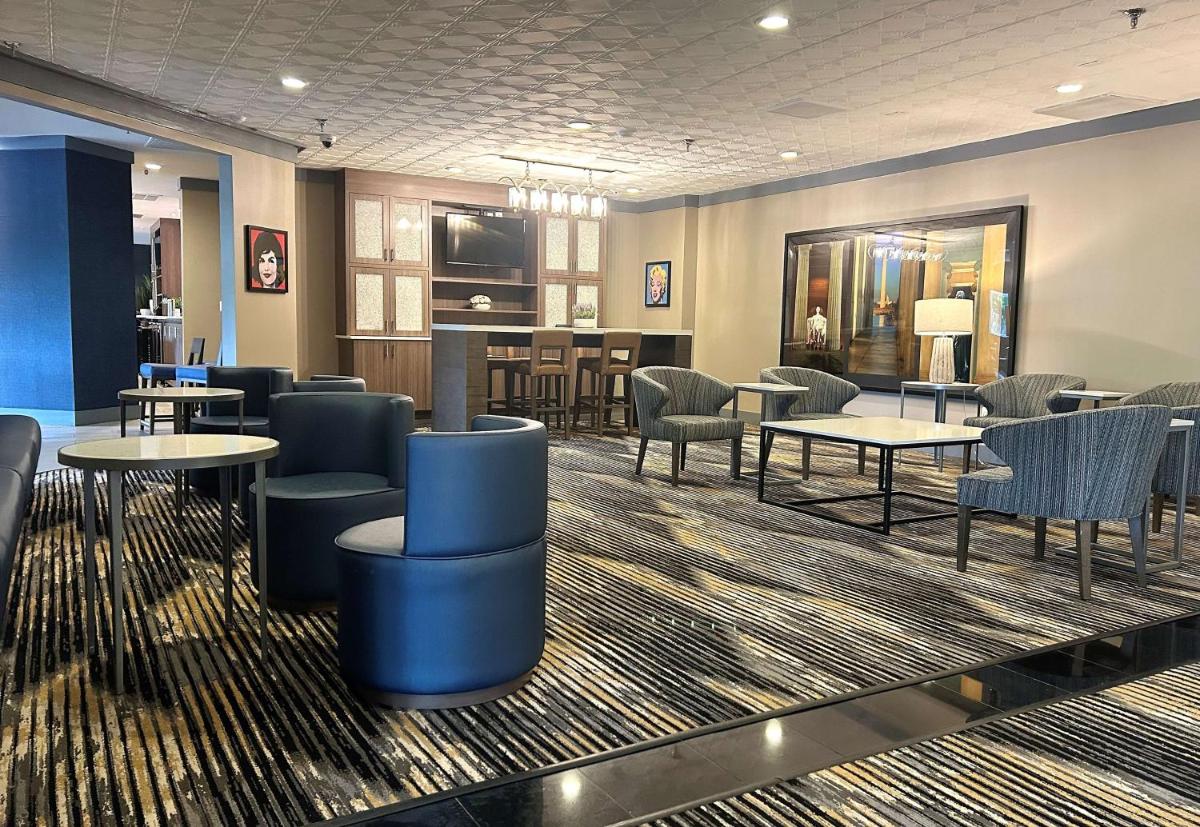 Best Western Premier Rockville Hotel & Suites - Housity