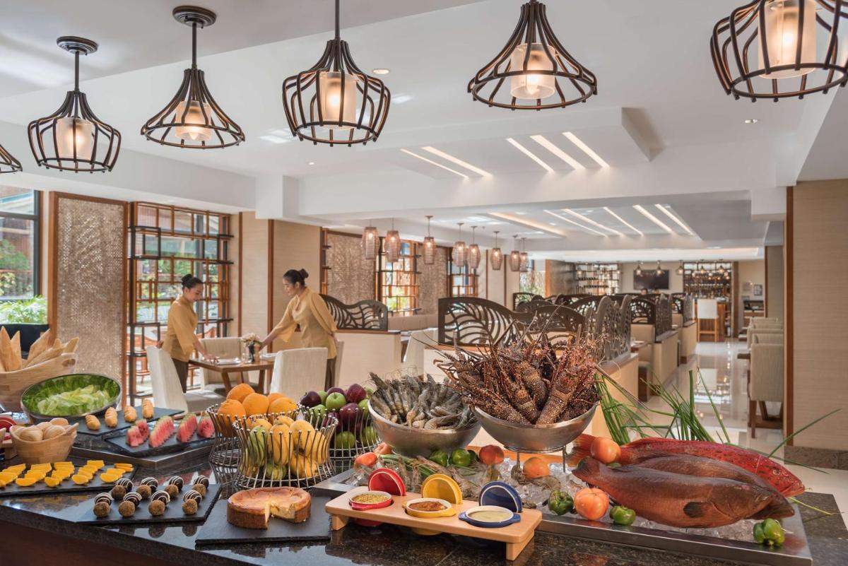 Suitetrails - Best Western Plus The Ivywall Hotel