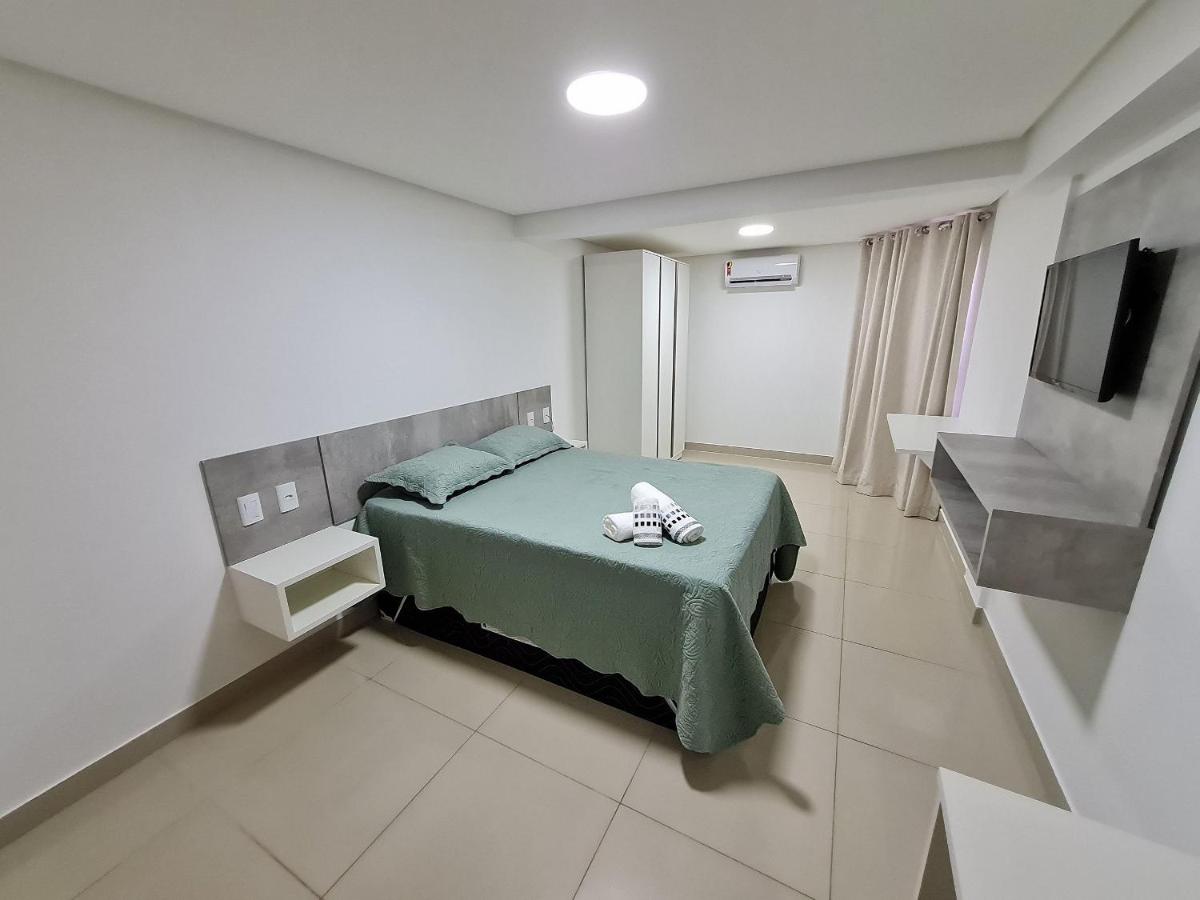 Gold Flat - Miramar Hospedagens - Housity