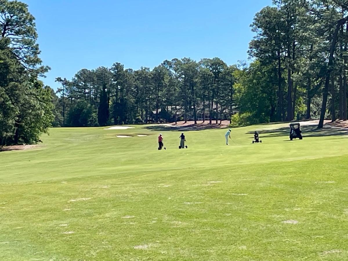 Beautiful Condo on Pinehurst Course 5 Golf Lover Paradise - Housity