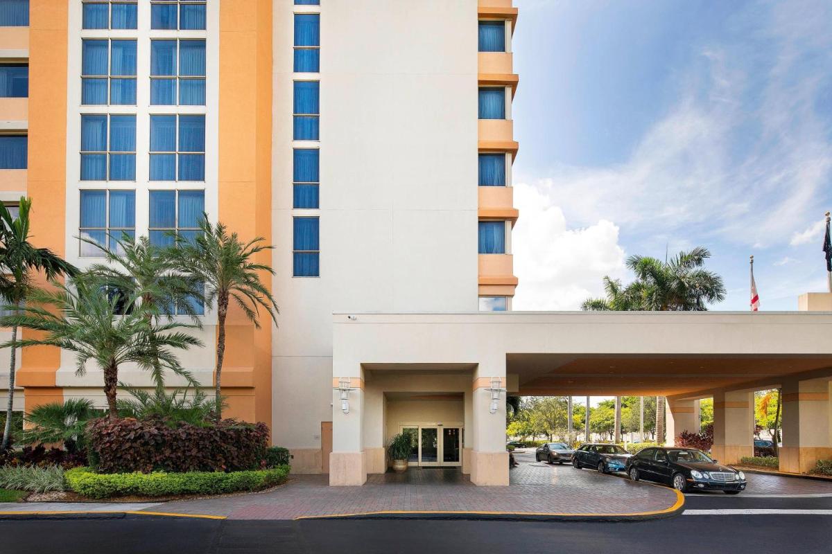 Suitetrails - Renaissance Fort Lauderdale West Hotel