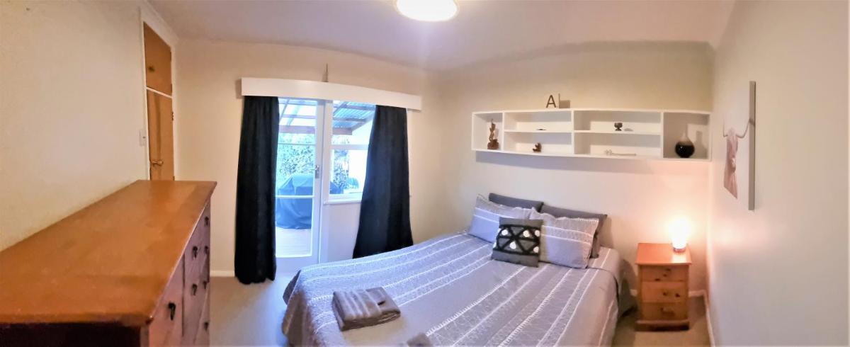 Quiet cul de sac, close to Abel Tasman - Housity