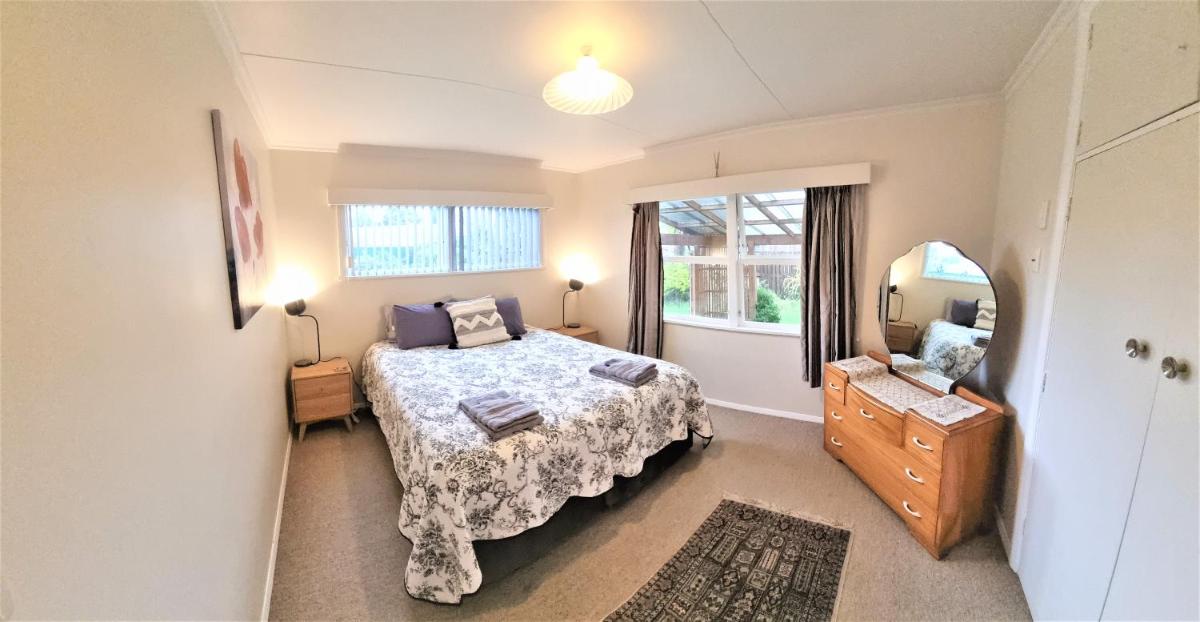 Quiet cul de sac, close to Abel Tasman - Housity