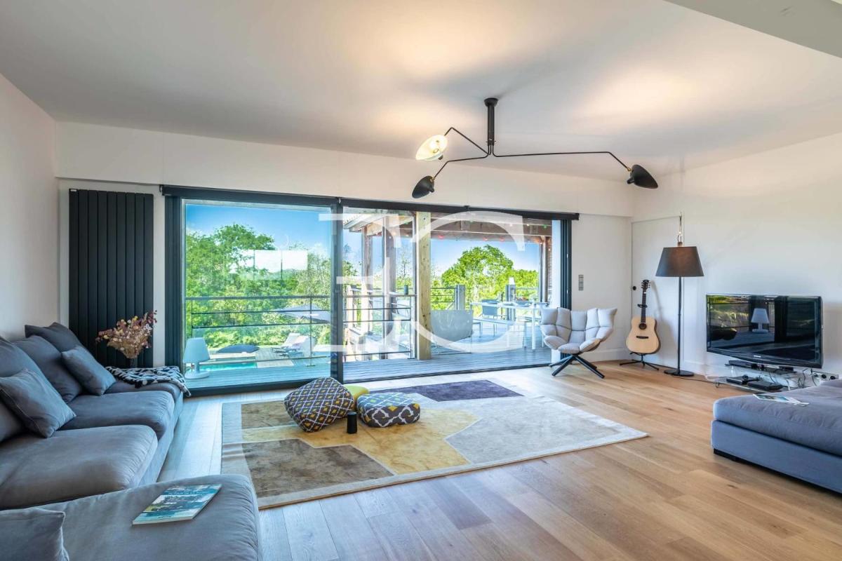 Easy Clés-Standing Villa heated Pool - 10 min from Biarritz - Housity