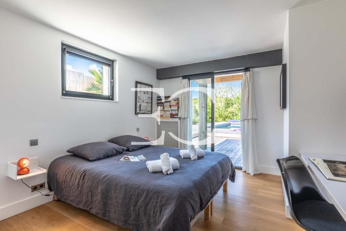 Suitetrails - Easy Clés-Standing Villa heated Pool - 10 min from Biarritz