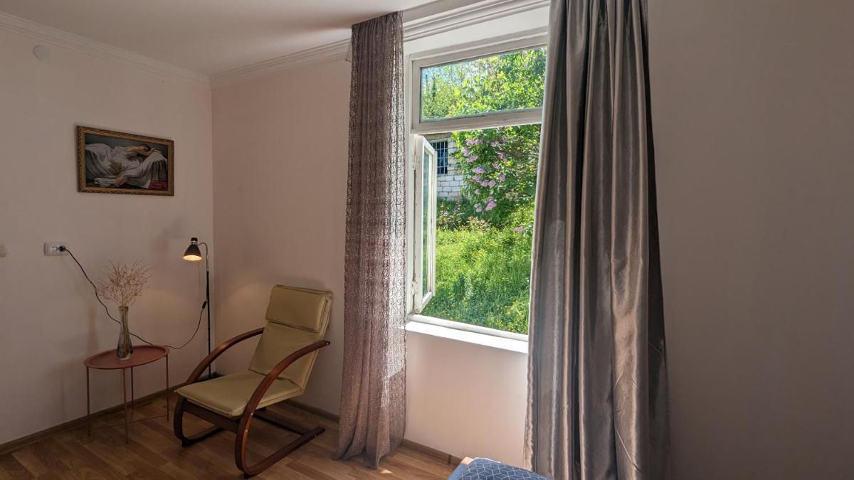 GreenHill - Your Guesthouse in Ubisa - Housity