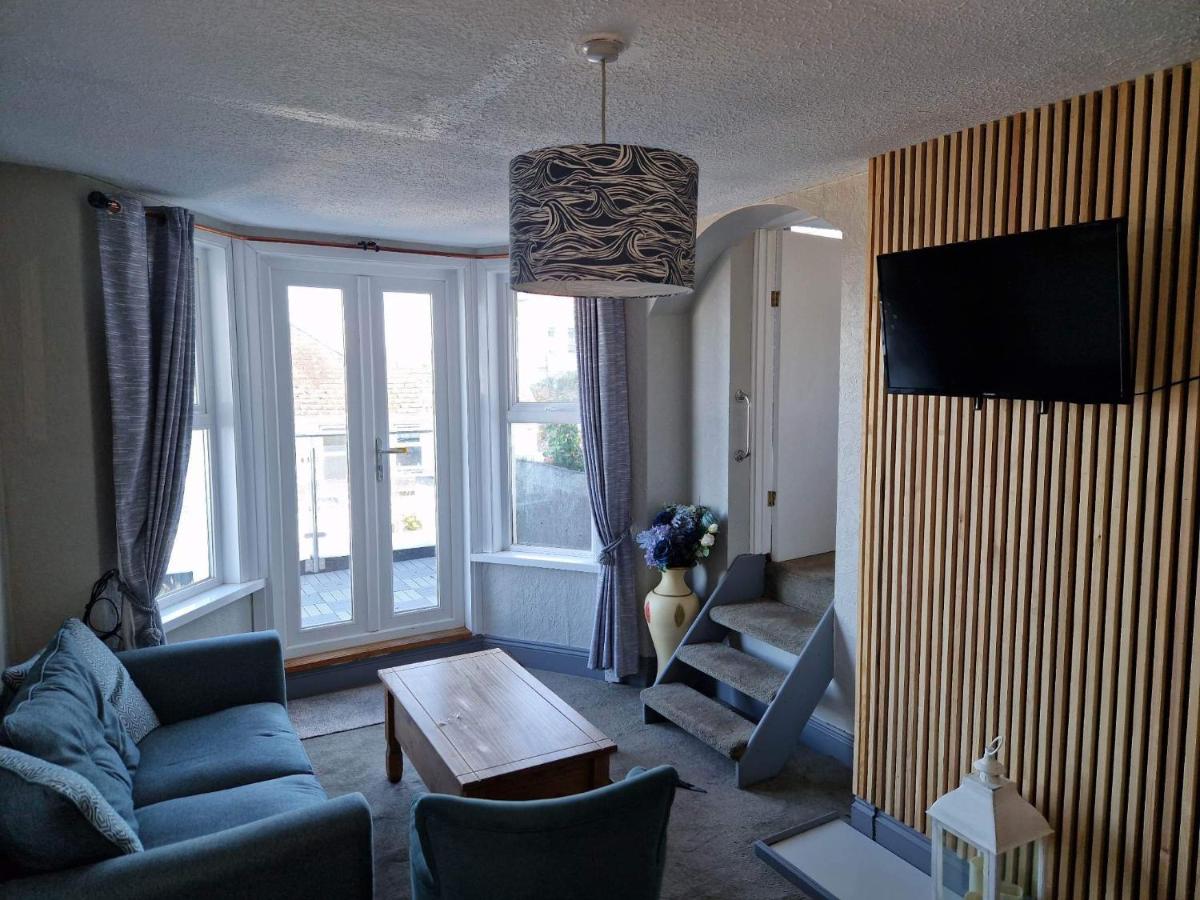 The Trelinda Guest House - Housity