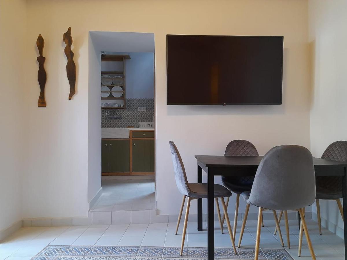 Stylish house in the heart of Aegina Town - Housity