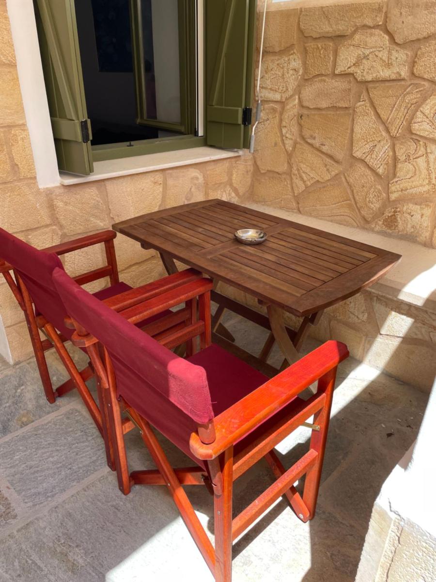 Stylish house in the heart of Aegina Town - Housity