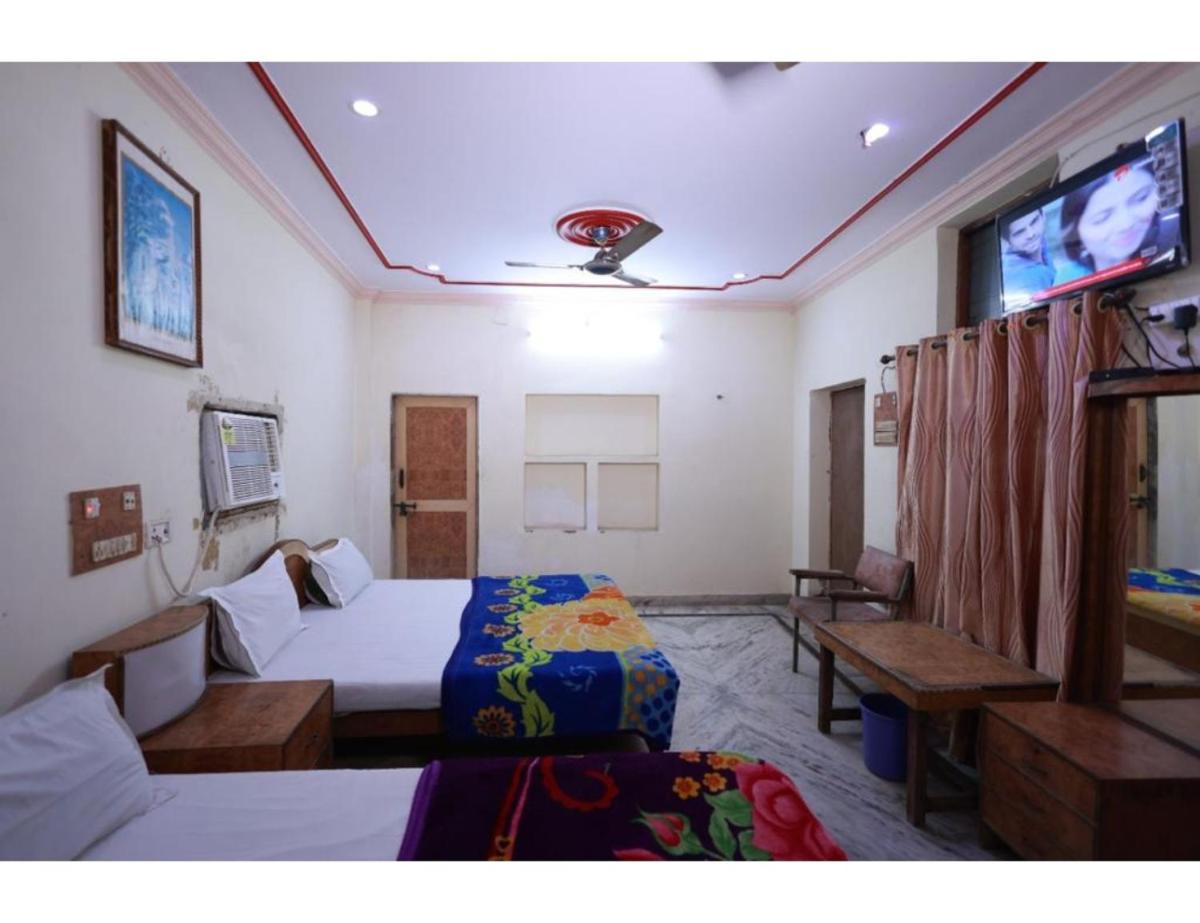Hotel Shyam Inn, Mathura - Housity