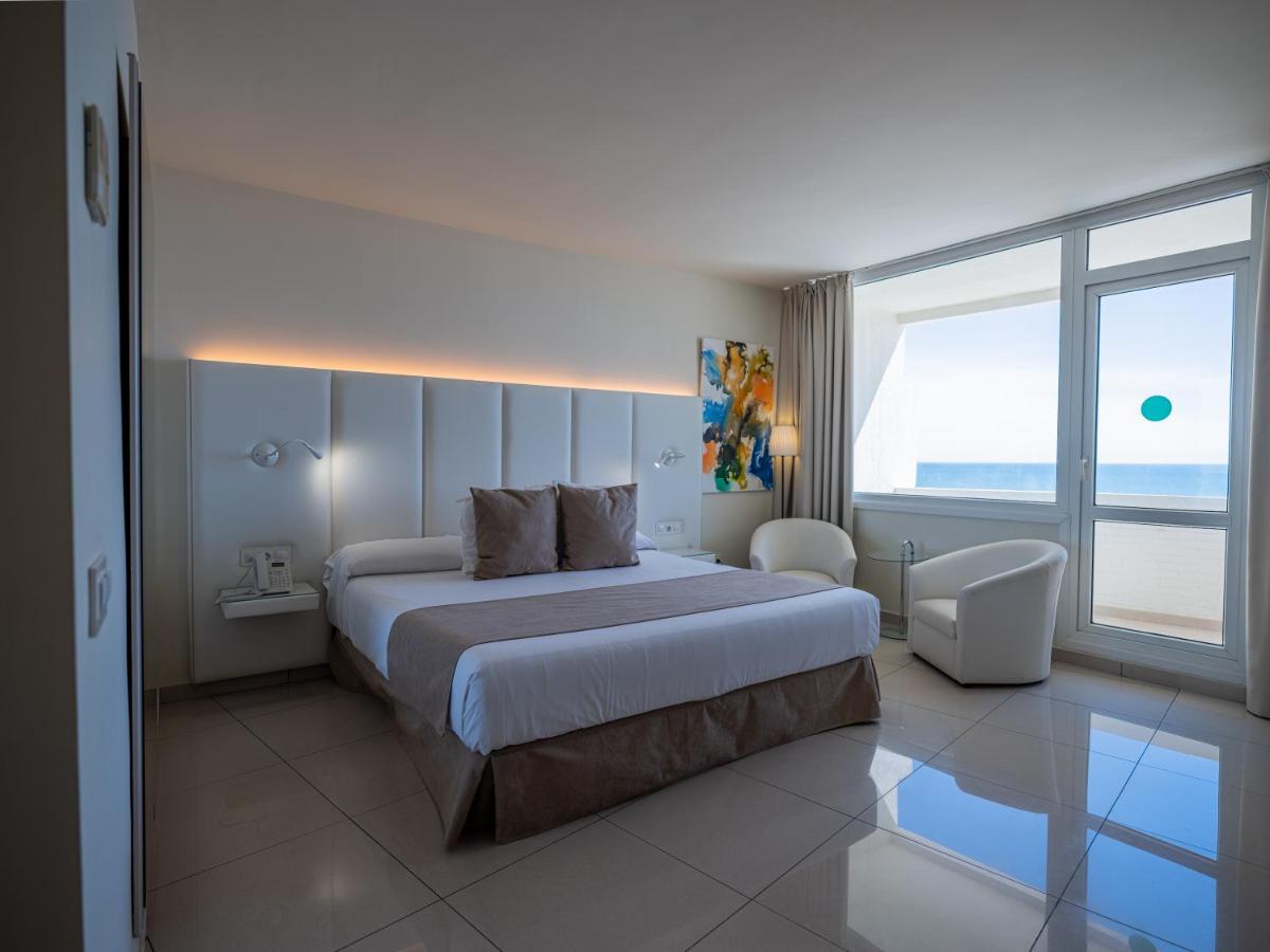 Cama o camas de una habitación en ON Hotels Oceanfront Adults Designed