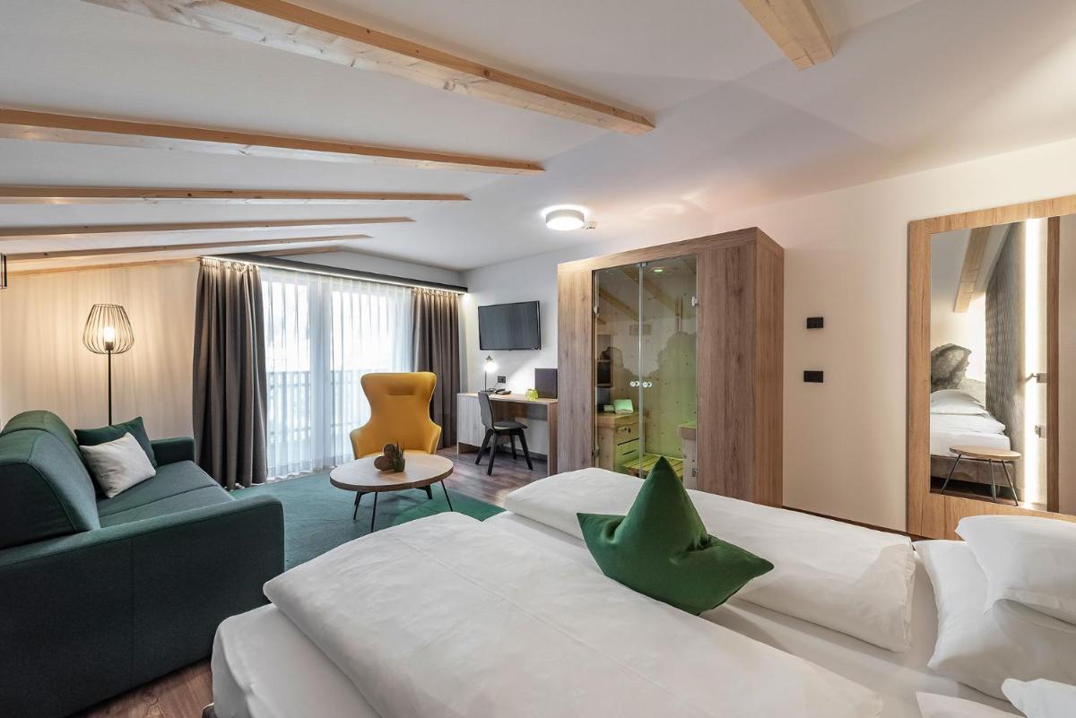 Vitaurina Royal Hotel - Housity