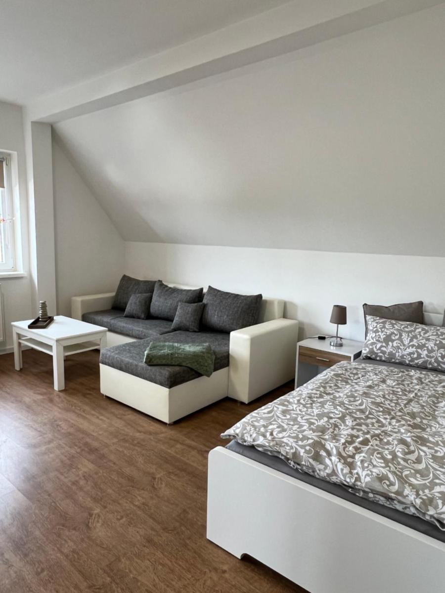 Stonegalerie - Housity