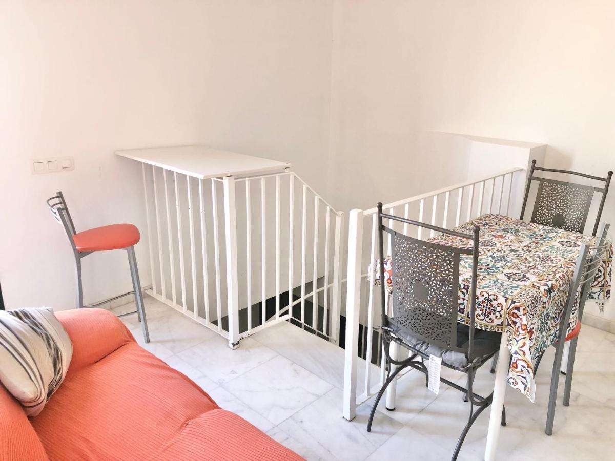 Maravilloso alojamiento en pleno centro de Dos Hermanas - Housity