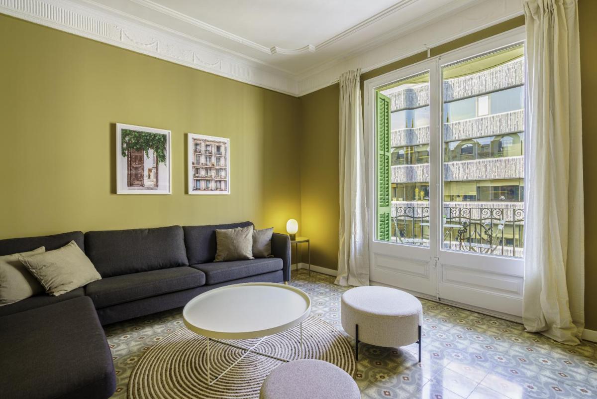 Ola Living Diagonal Apartments - Housity