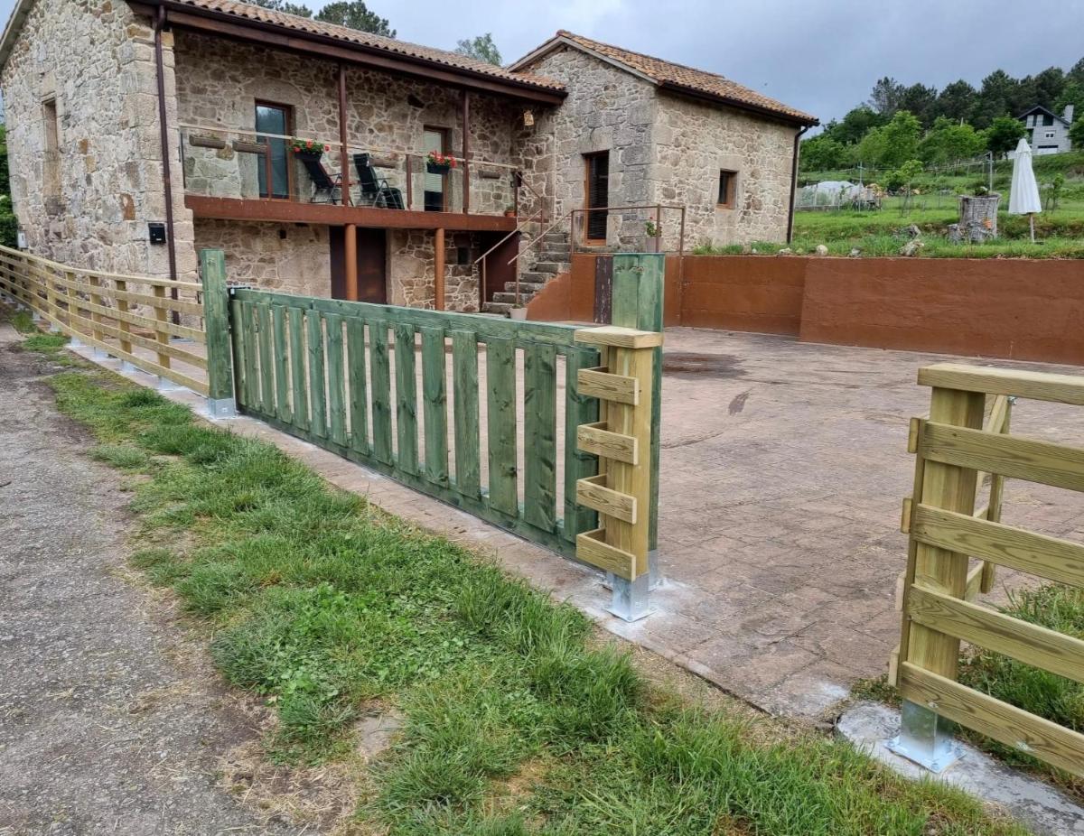Casa Rural Elvira Ribeira Sacra - Housity