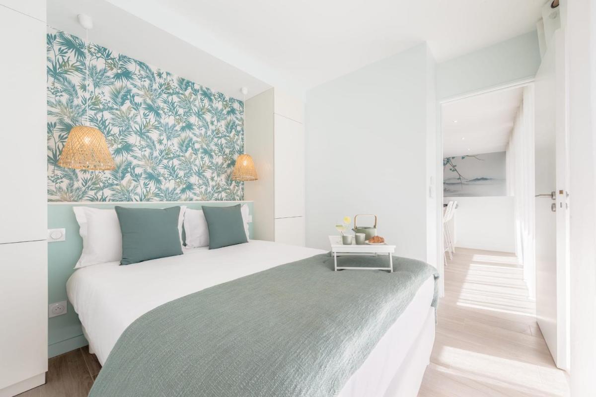 BORA BORA free parkplace - Housity