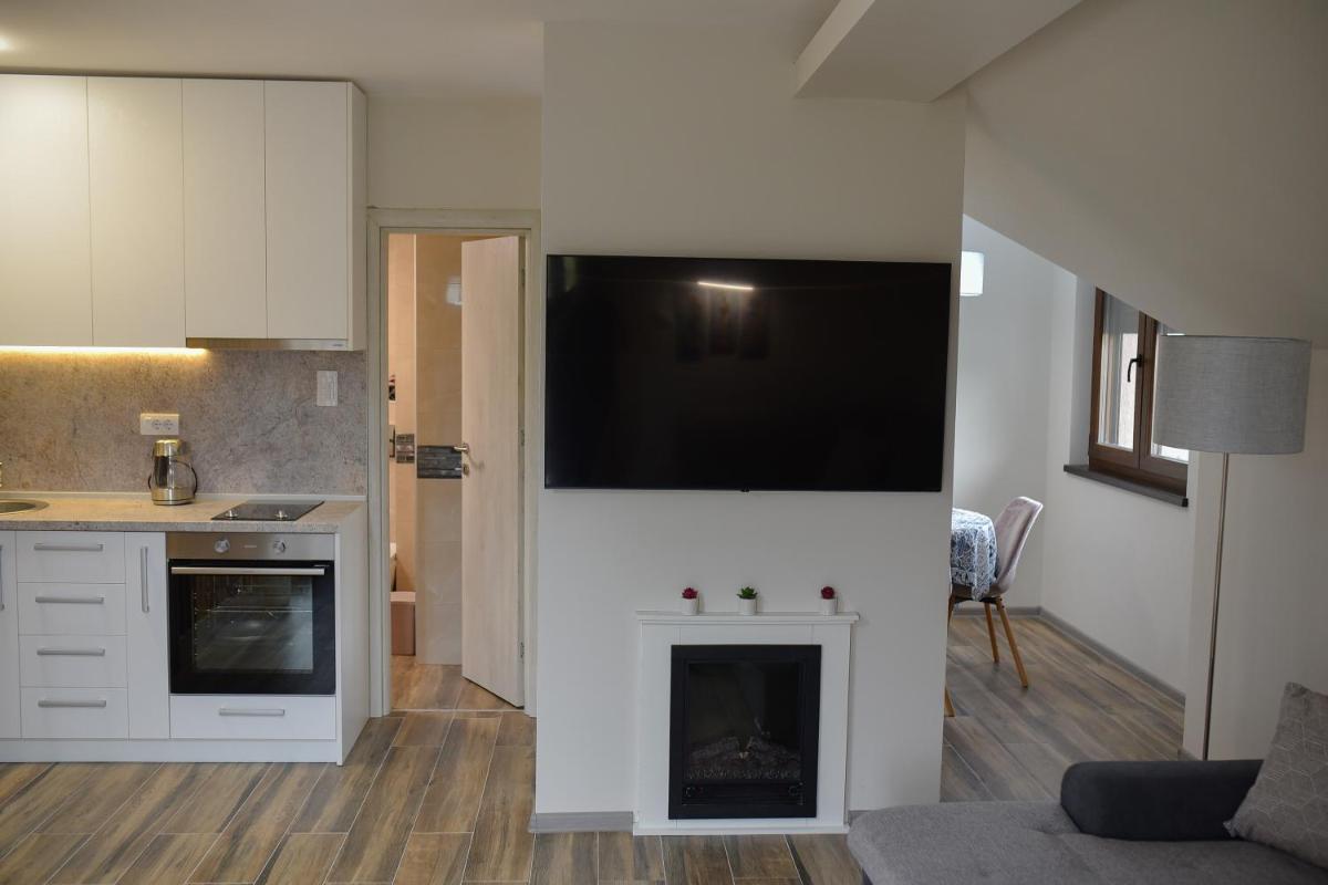 Gold Gondola Premium Apartments - Housity
