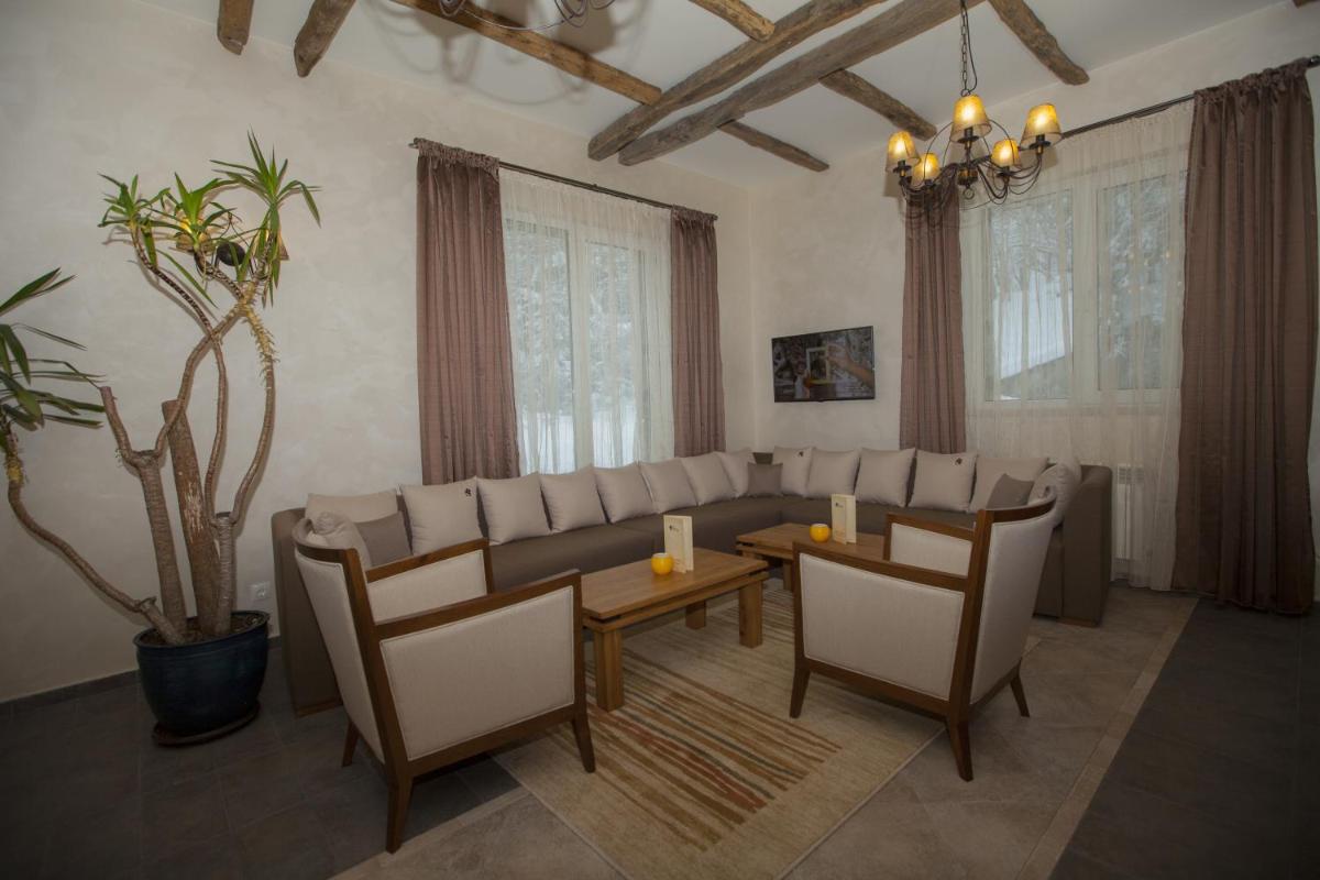 Family Hotel Saint George - Housity