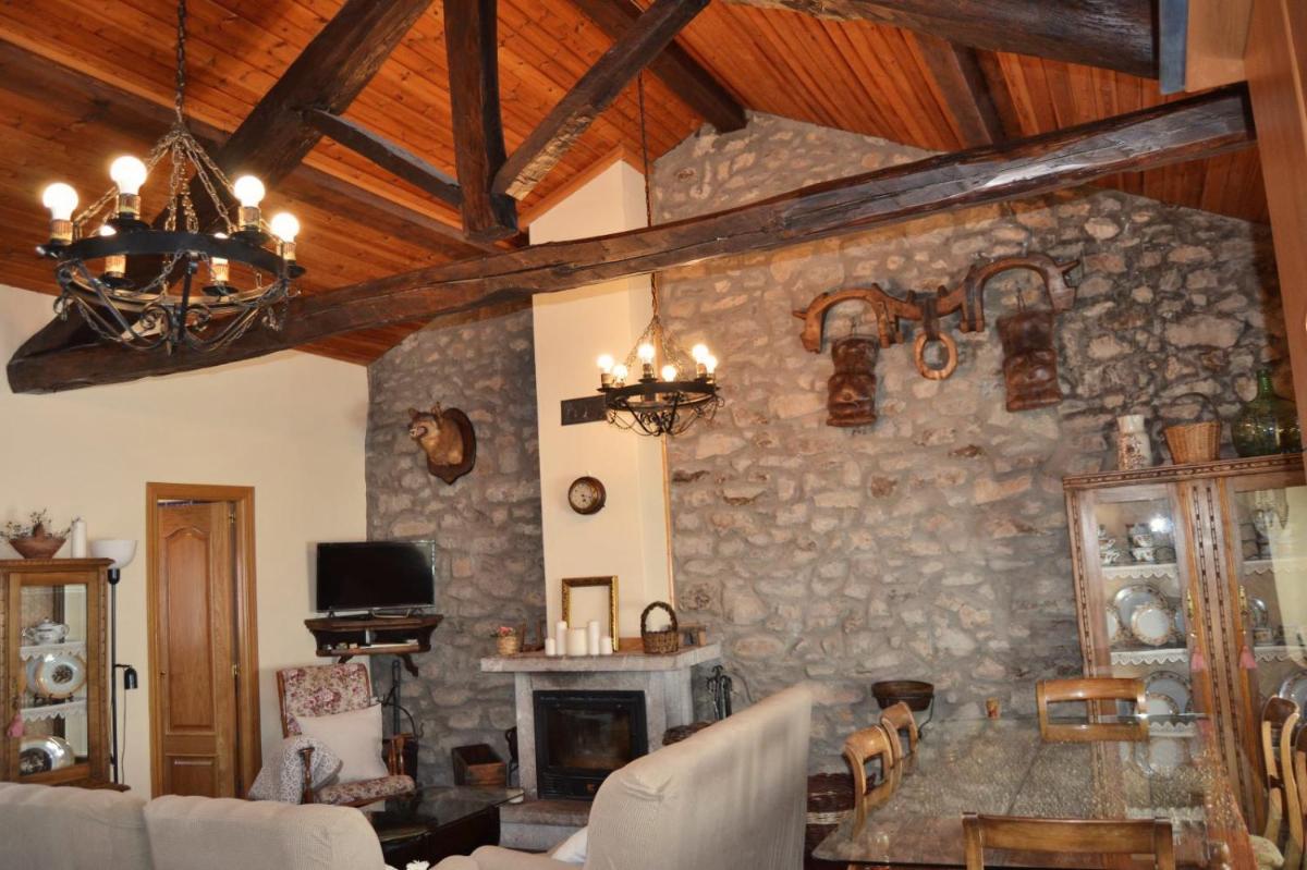Casa Rural El Corredor en Cabornera de Gordón - Housity