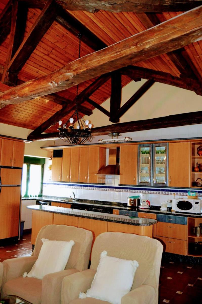 Casa Rural El Corredor en Cabornera de Gordón - Housity