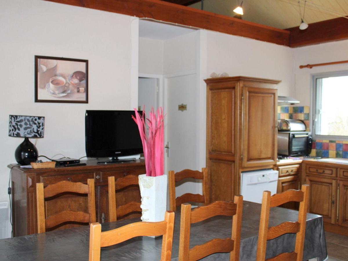 Gîte Vaumas, 3 pièces, 5 personnes - FR-1-489-233 - Housity
