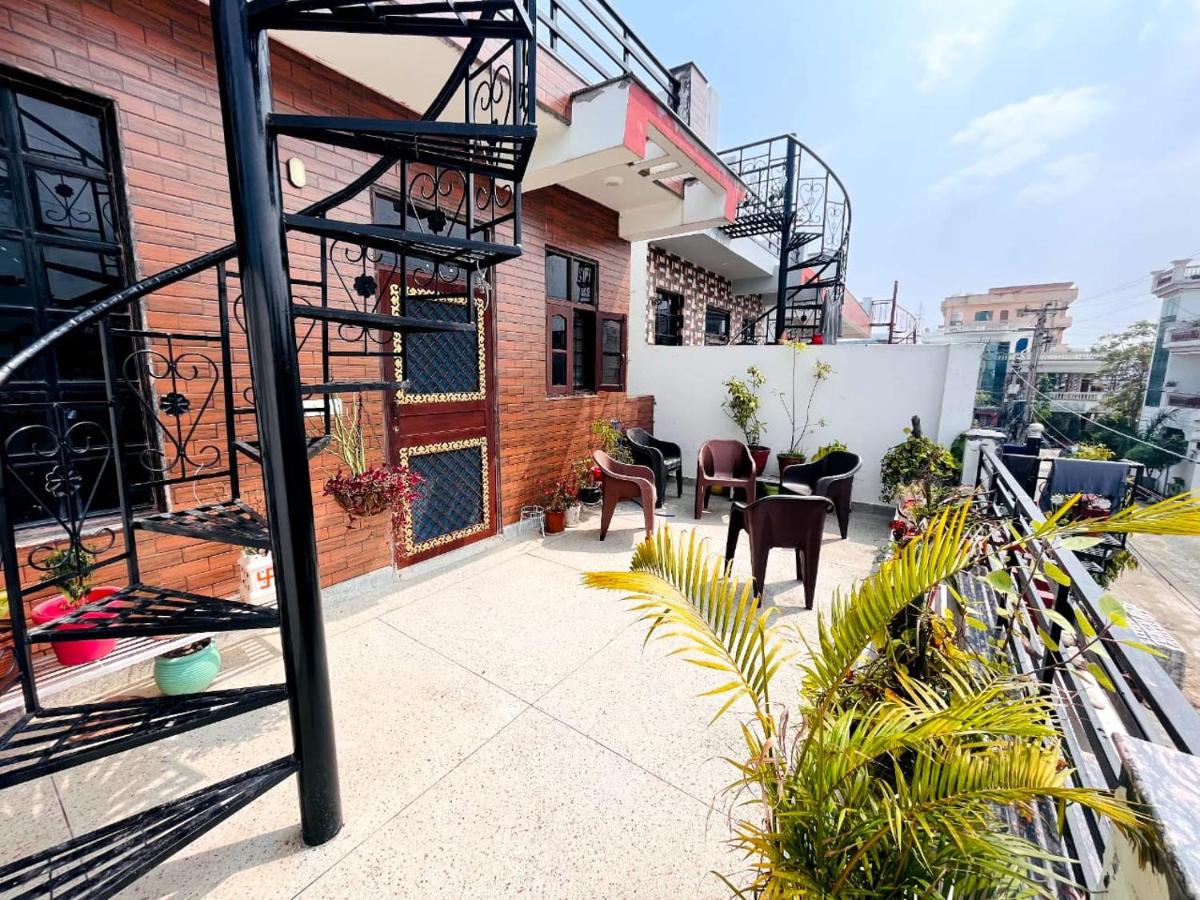 Sugandhim Kutir - Housity