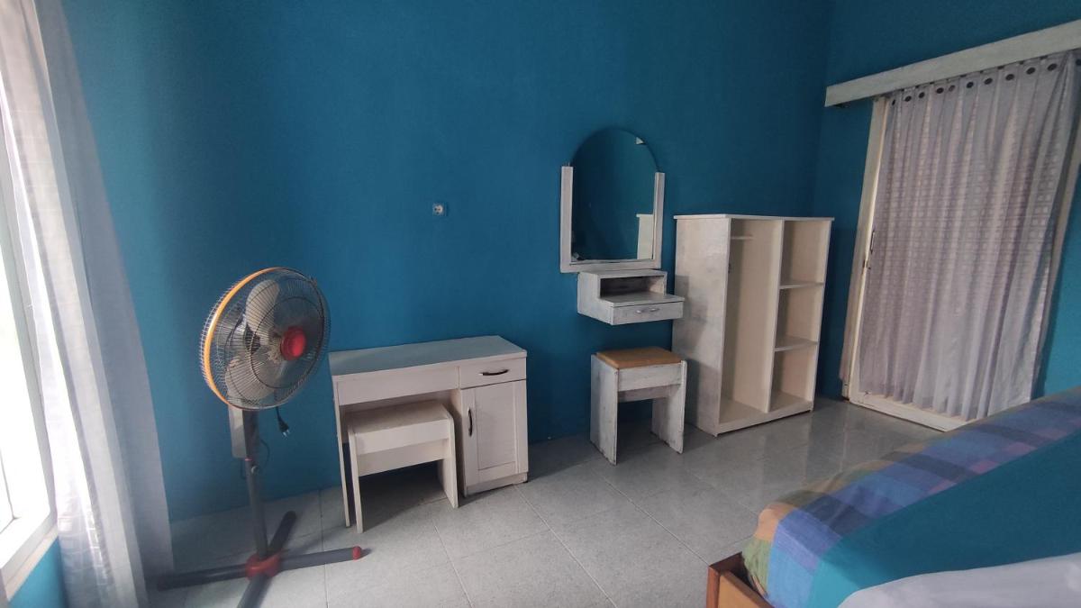 Sister Bungalow 2 - Housity