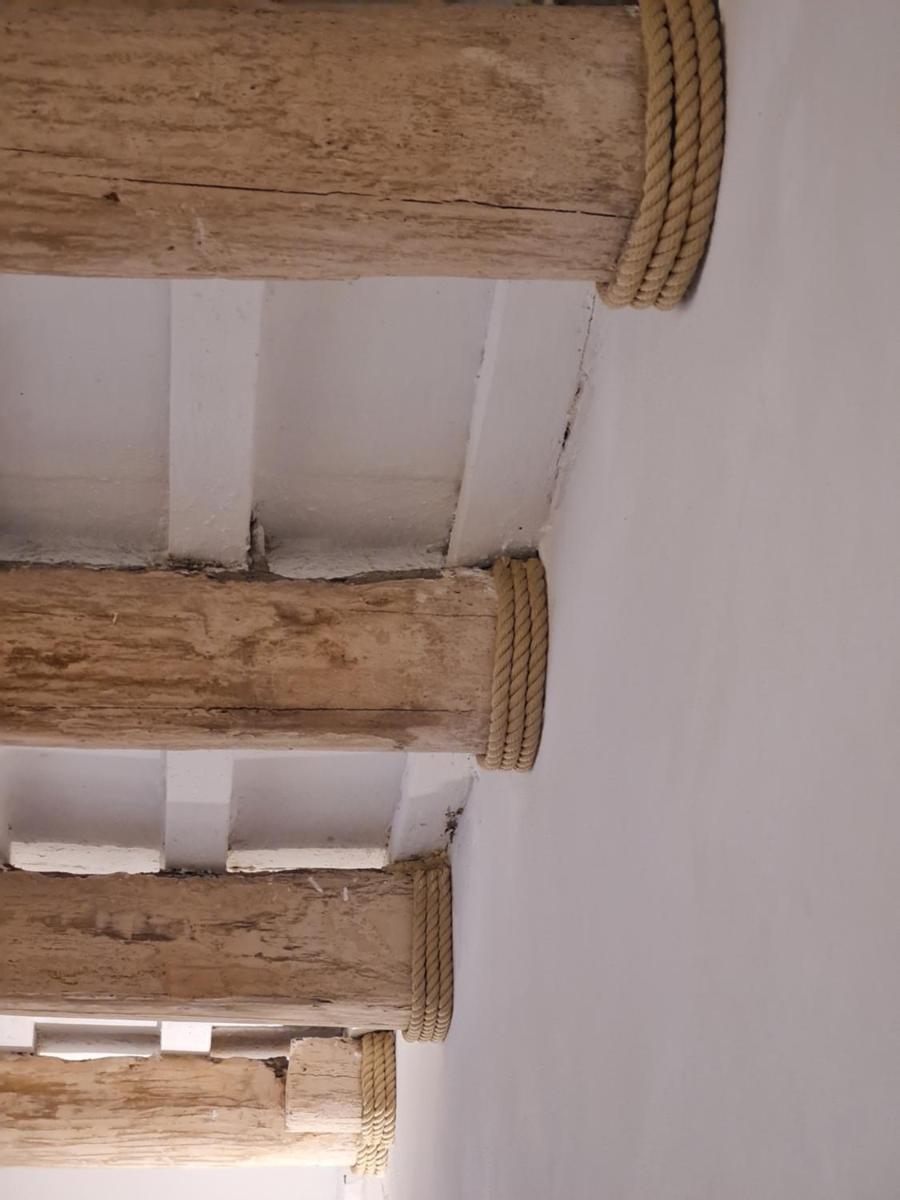 Tra i Mari - Housity