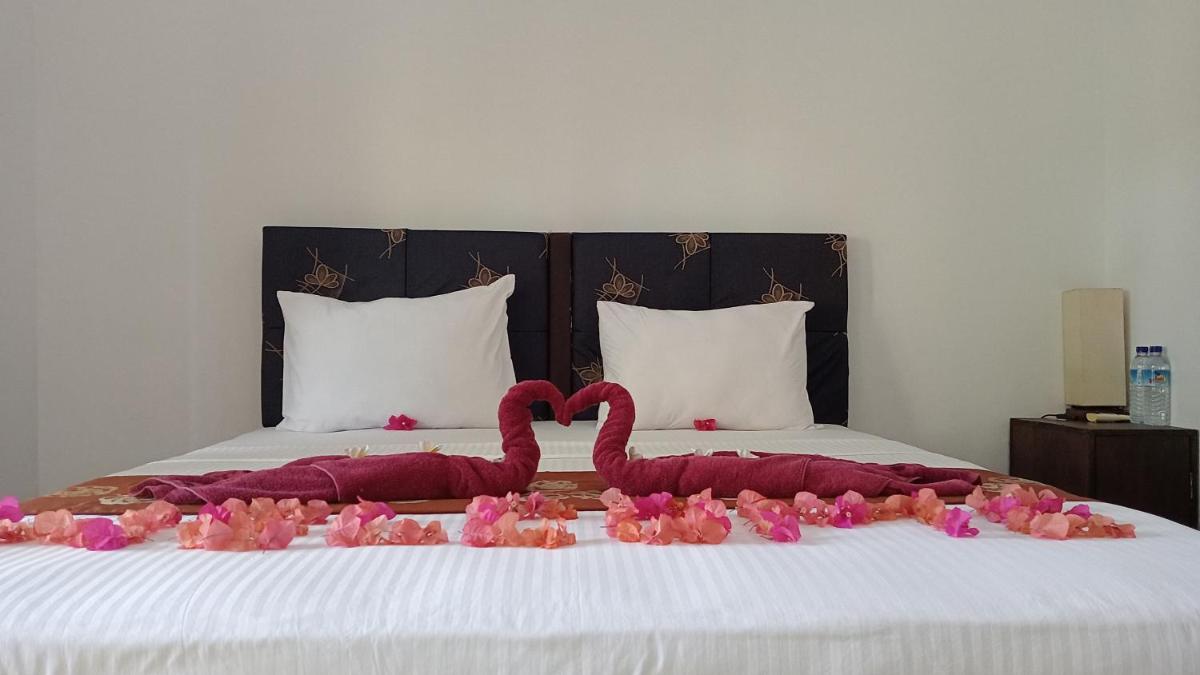 Ani Bungalows - Housity