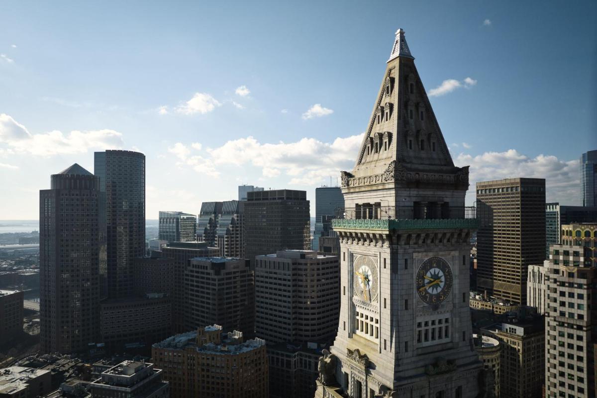 Marriott Vacation Club® at Custom House, Boston   - Housity