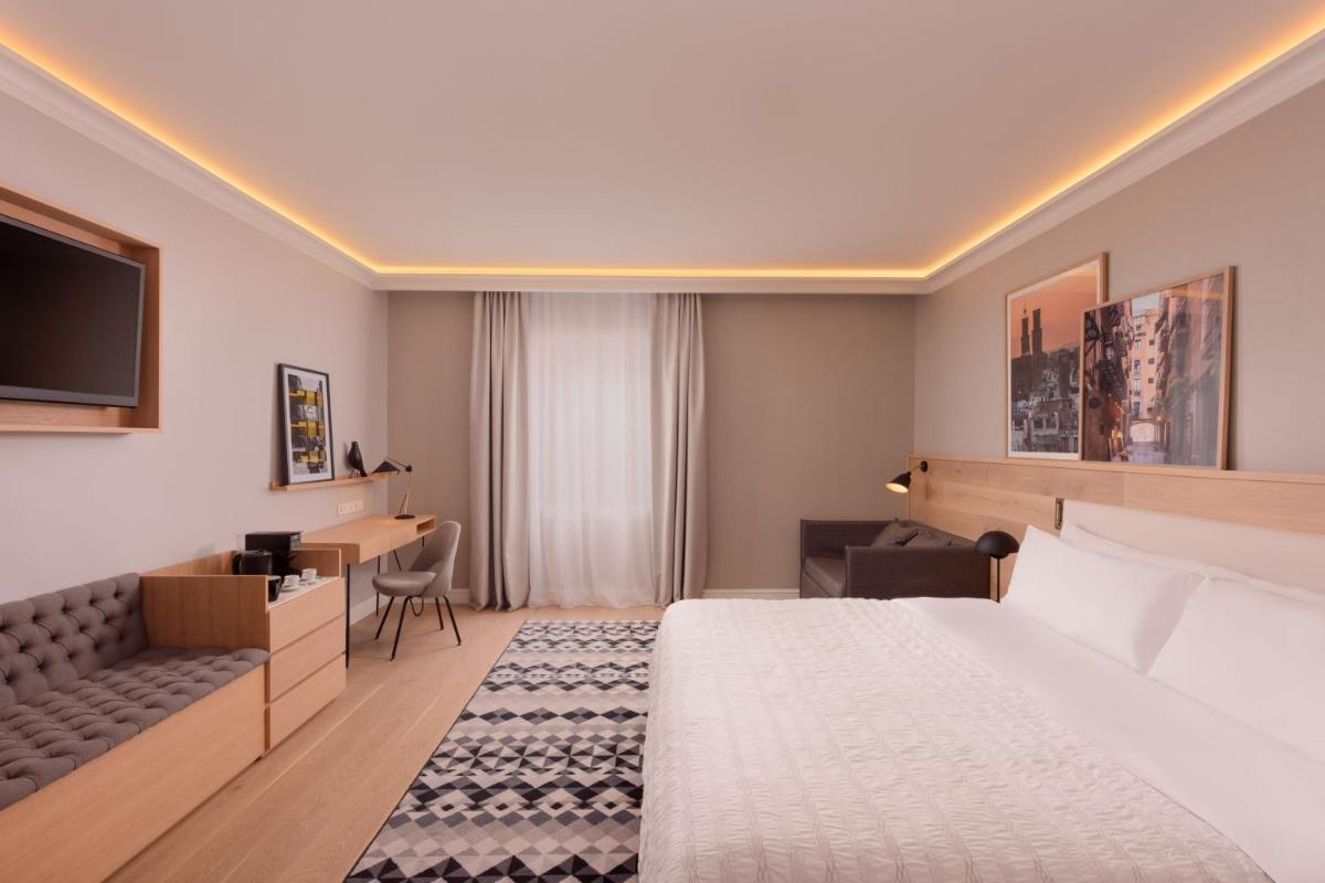 Cama o camas de una habitación en Le Meridien Barcelona