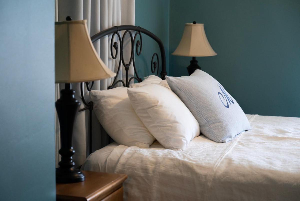 Minerva Bed and Breakfast - Housity