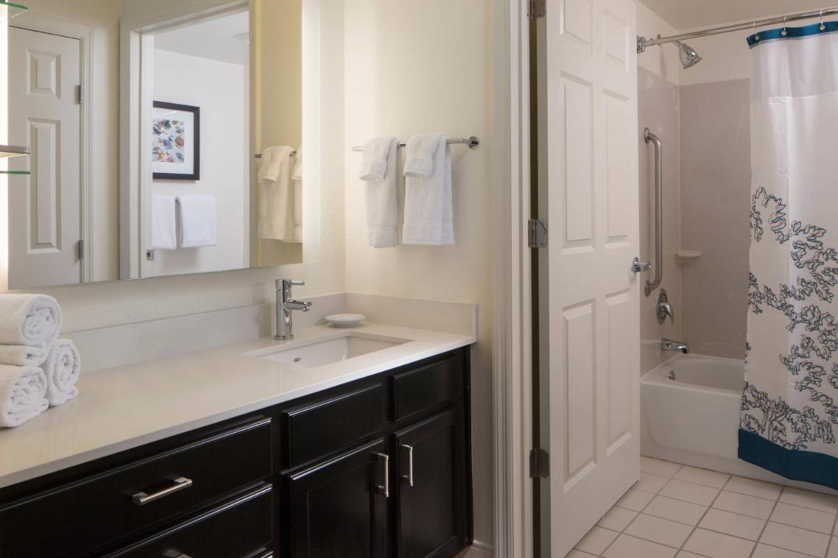 Residence Inn by Marriott Orlando at SeaWorld - Housity