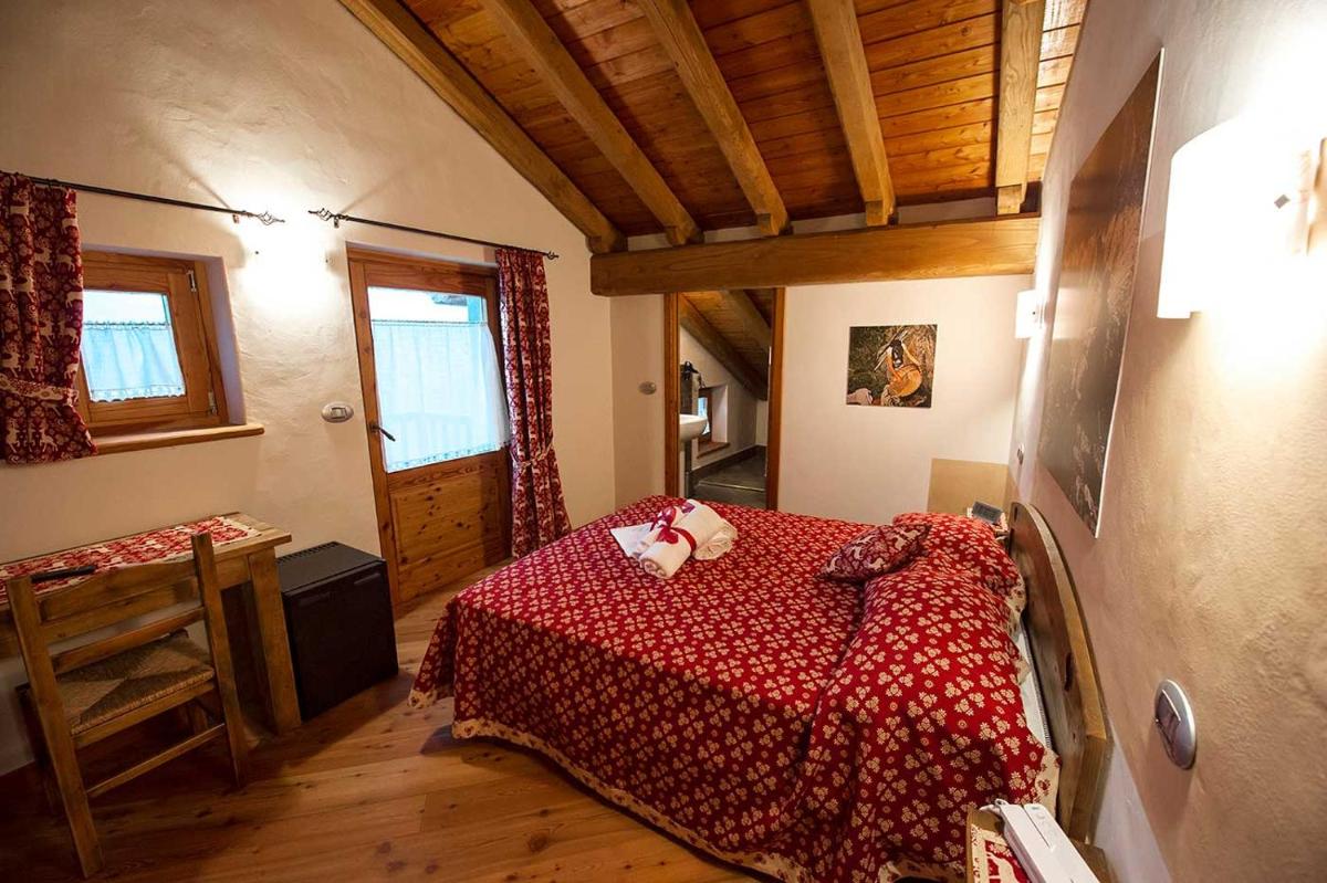 L'Or d'Echallogne - Chambre d'Hôtes - Housity